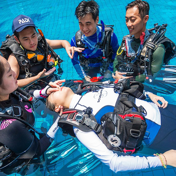 aladdin-scuba-PAD--Rescue-Diver-Course1